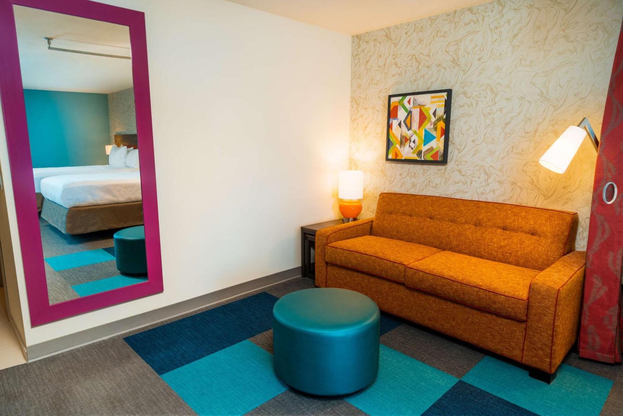 Home2 Hotel
